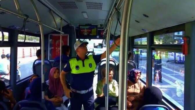 Şanlıurfa'da klimasız toplu taşıma araçlarına ceza. Kliması olmayan toplu taşımalara ceza kesilmeli mi?