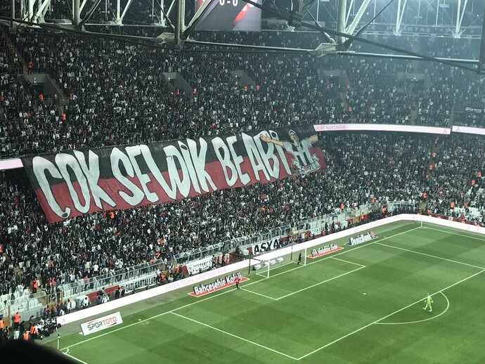 Birini sevdiğinde nasıl seversin?