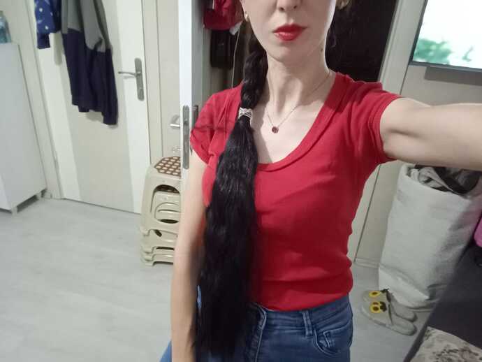 Nişanlım bana sürekli kilo al diyo ben kendimi böyle beğeniyorum çok mu zayıf duruyorum?