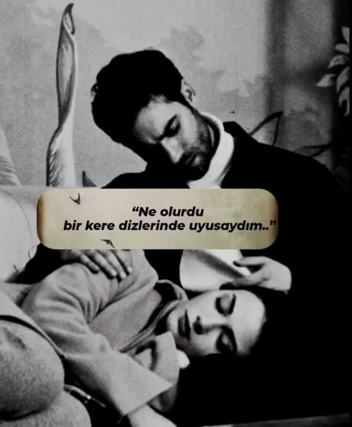 Sevdiğinizin başı dizinizde uyuması sizce de tarifsiz bir huzur değil mi?