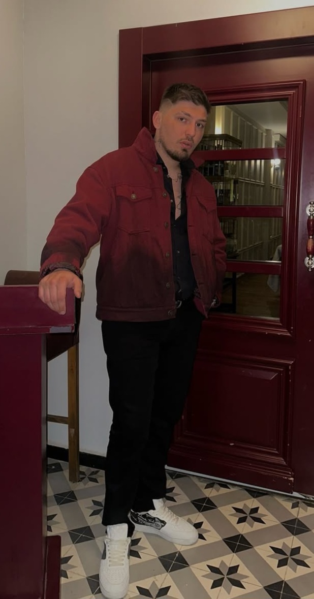 Şöyle bi erkek iyidir değilmi?