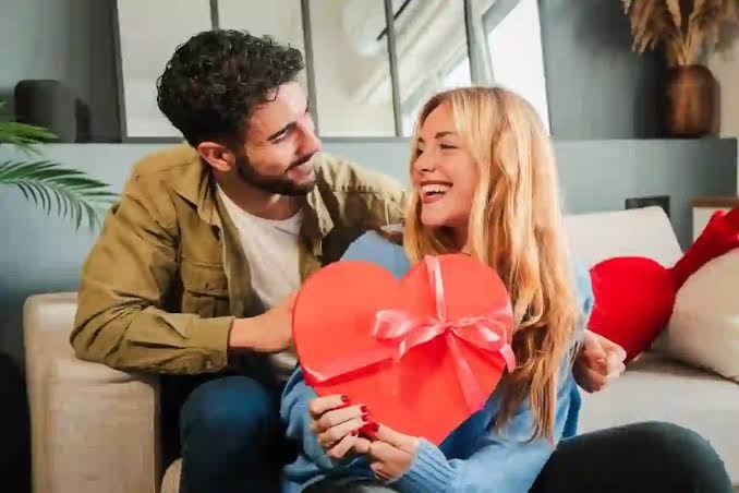 Sevildiğinde kendini o kişiye borçlu hisseder misin?