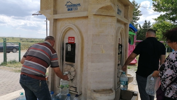 Çeşmeye su doldurmaya mı gidersiniz yoksa marketten su satın alır mısınız?