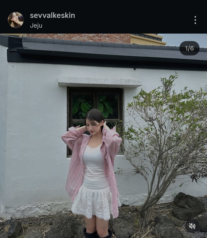 Sevgilisi olan bir erkeğin ünlü fotoğrafı beğenmesi bir anlam ifade eder mi?