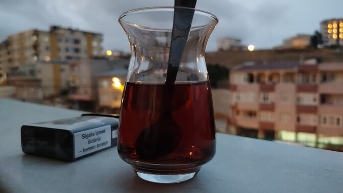 Son içtiğiniz şeyin yarısını balkonda serin serin içseydim, ben ne içmiş olurdum?