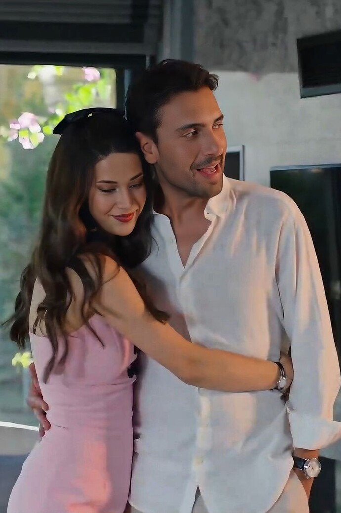 Seni artık istemeyen bir sevgilinin peşinden koşar mısın, yoksa “hadi güle güle” mi dersin?