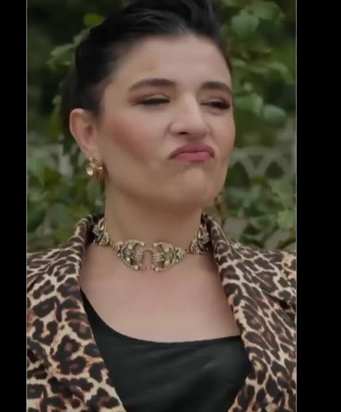 Senden çok var diyen flörte cevabınız ne olurdu?