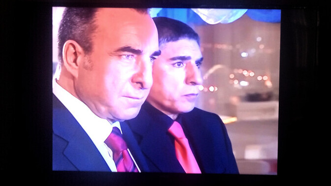 Tekrar tekrar izlediğiniz bir dizi var mı?