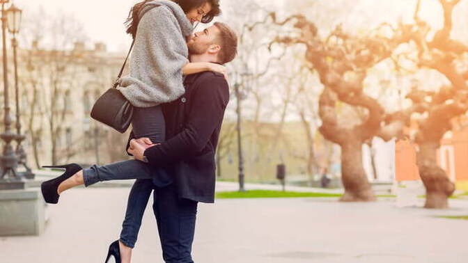 Sürekli romantik olan birisi ilişkiyi sıkıcı hale getirir mi?