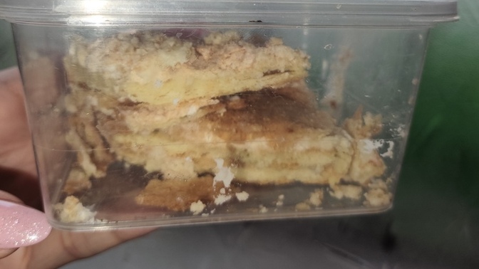 Yarın arkadaşlarla pikniğe gidecez piskivet yaptım sizce bu kadar fazla mı yarısını ayırmam gerekiyor mu?10 kişi olacaz da?