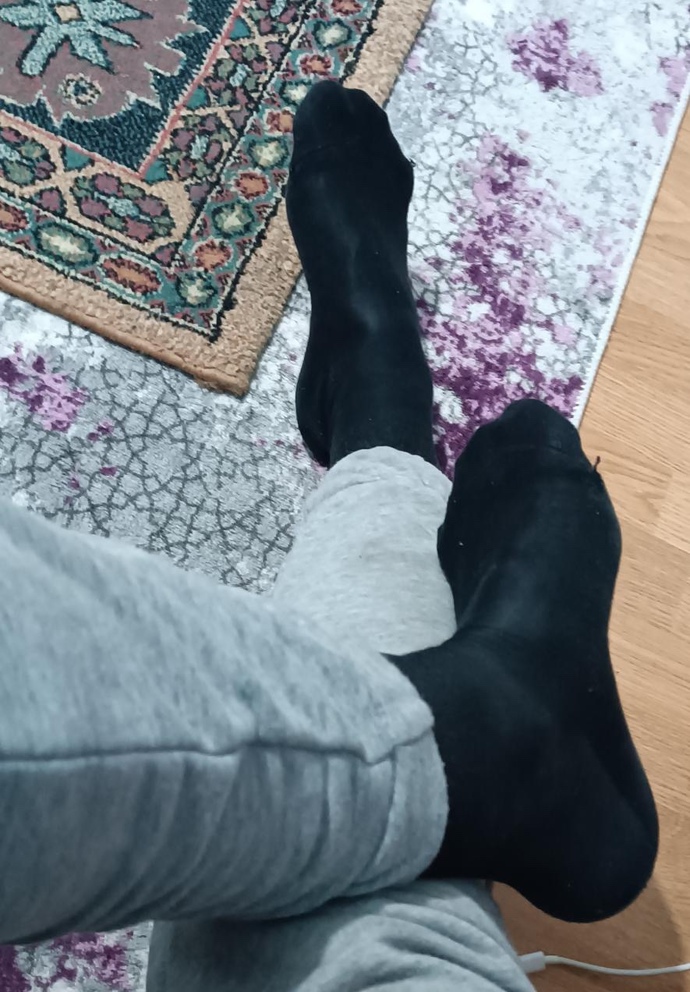 Ayaklarımın numarası kaç sizce bilene ödül?