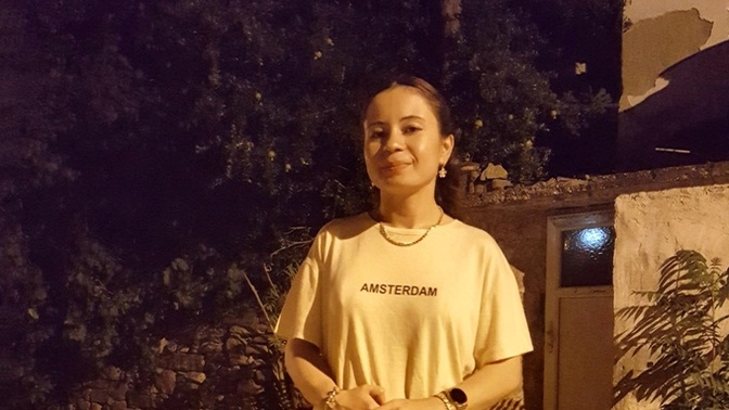 Bu kızla sevgili olur musunuz?