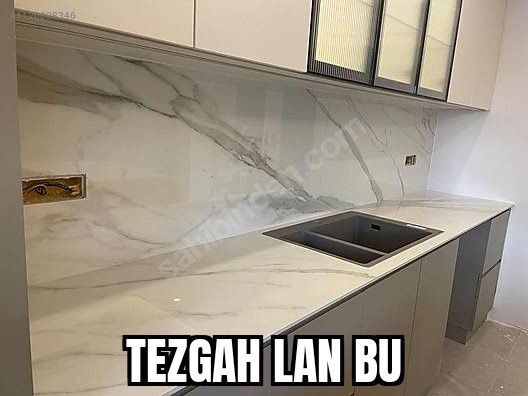 Bir kız için farklı il'e geçip buluşma günü engel yiyene ne diyoruz?