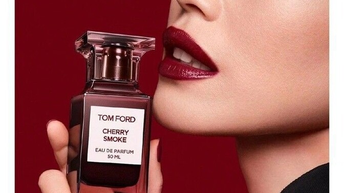 Kadınlara en çok yakışan parfüm kokuları nelerdir?