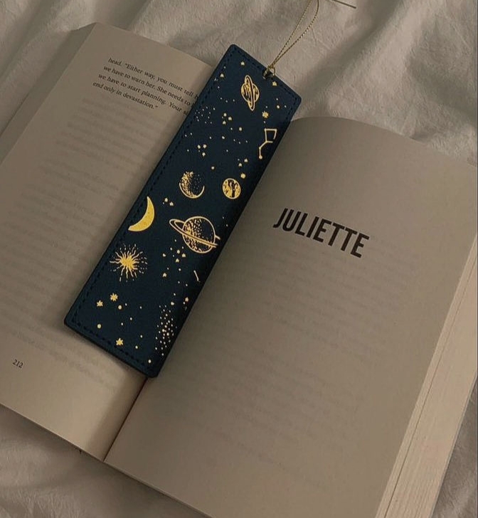 Kitap okurken ayraç kullanır mısınız?