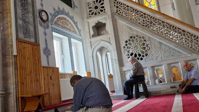 Cuma namazlarına gidiyor musunuz?