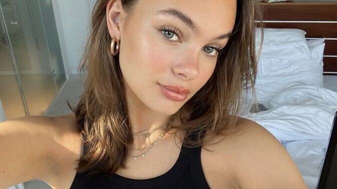 TikTok'ta viral olan “clean girl” makyajı hakkında ne düşünüyorsunuz? Sizce bu tarz Türkiye’ye uyar mı?