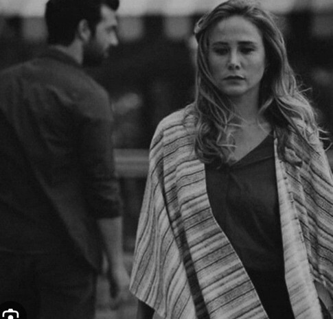 Aşkta fedakarlığın fazlası insanı bitirir mi?