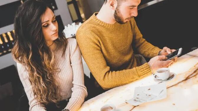 İlişkiye ara vermek ayrılık bahanesi midir, yoksa umut mudur?