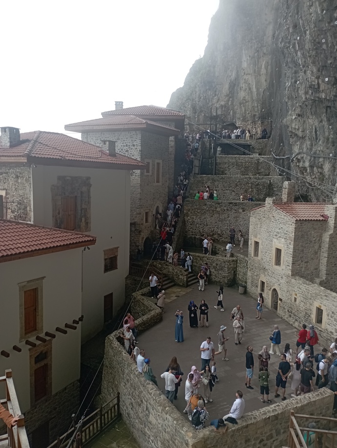 Sümela Manastırını Gezdin mi?