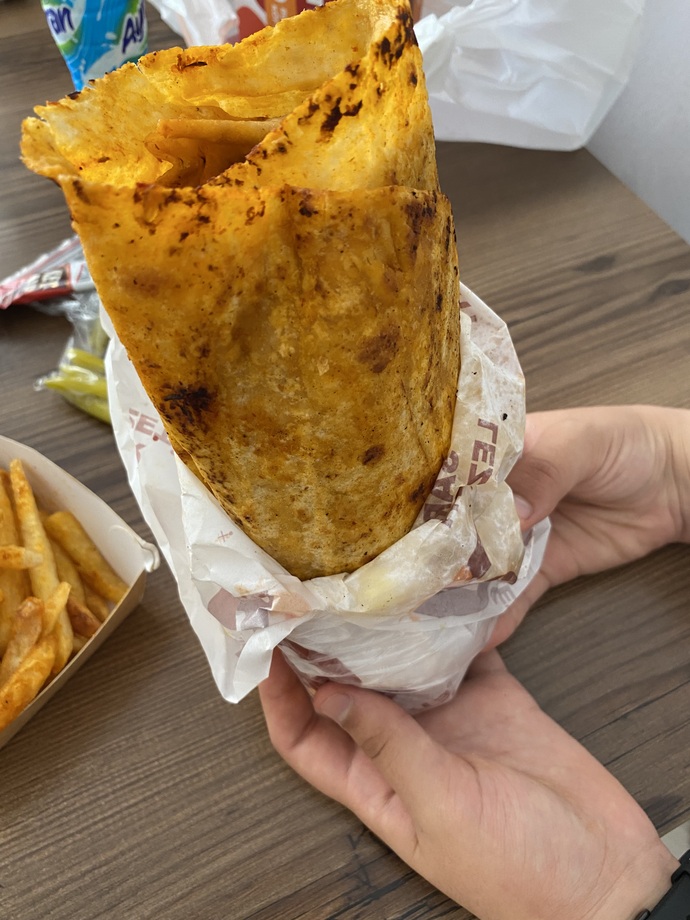 Mogafın burritosunu deneyen var mı?