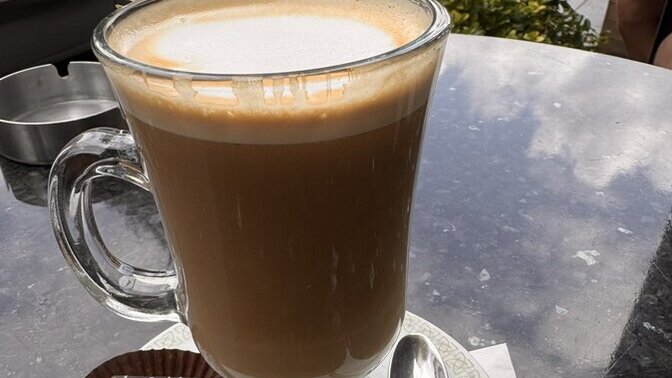 Dışarı da bir kahveye. En fazla ne kadar ücret ödersiniz?