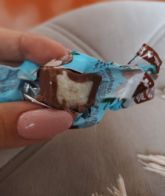 Yeğenim çikolatamı yemiş, annesinden parasını istemeli miyim yoksa bende onun kreşe götürdüğü piskiveti mi aşırayım?