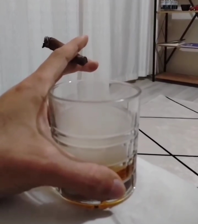 Sigara alkol alıyor kullanıyormusunuz?