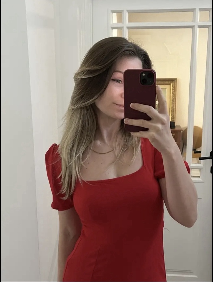 Göğüs ucu gözükmemeli mi?