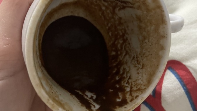 Hisleri kuvvetli biri falıma bakabilir mi?