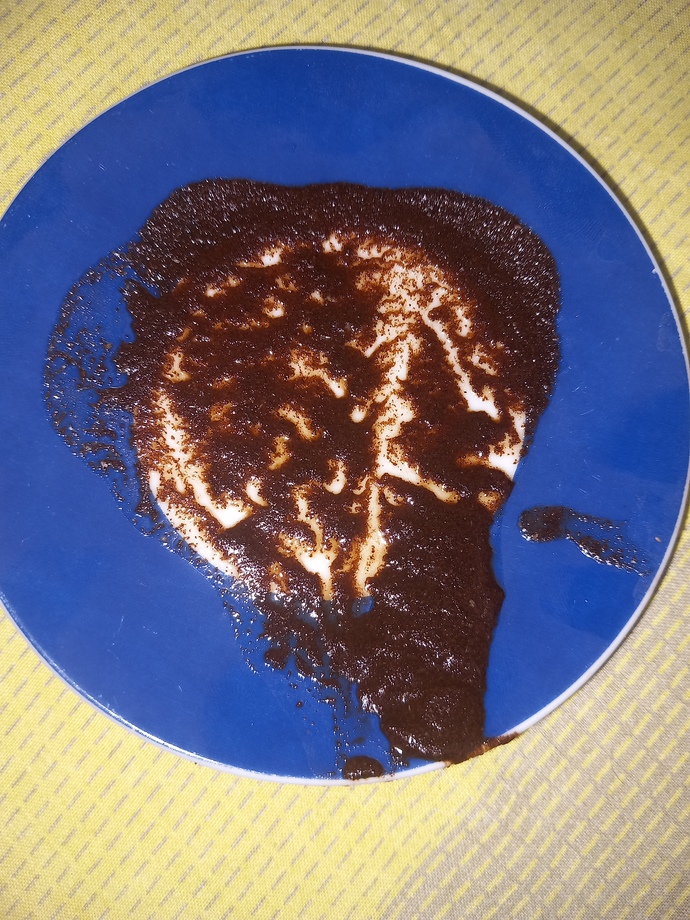 Falima bakabilecek biri var mi 💗?