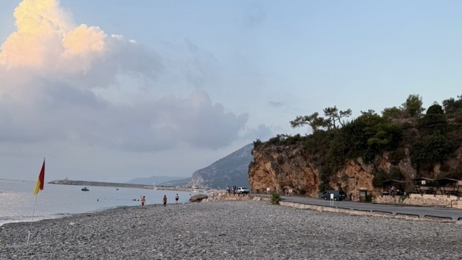 Sabahın erken saatlerinde denize girmeyi sever misin?