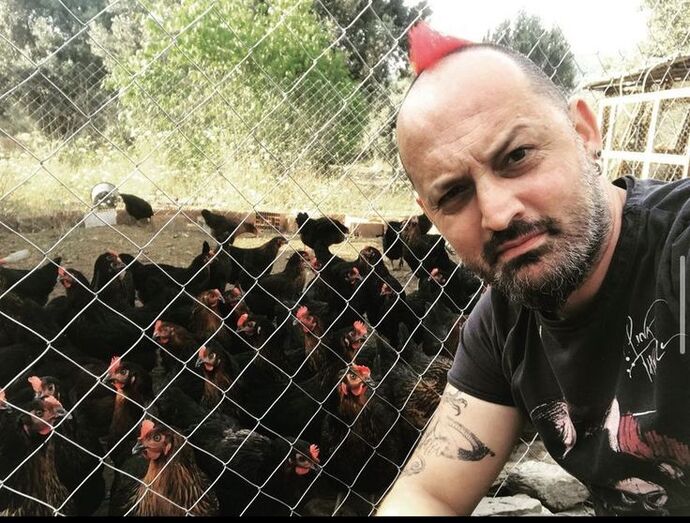 Fotoğraf isteyipte yollamayan sevgili... engellenmeli mi?