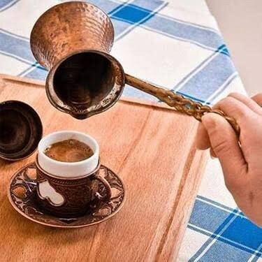 Kahvenizi cezvede mi makinede mi yaparsınız?