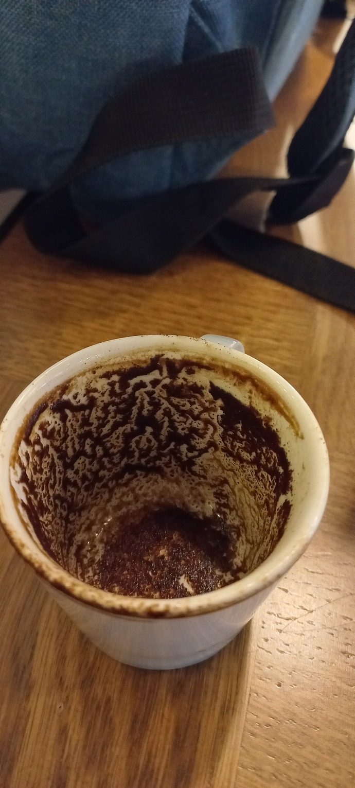 Ne cikmis kahve falima bakar misinz?