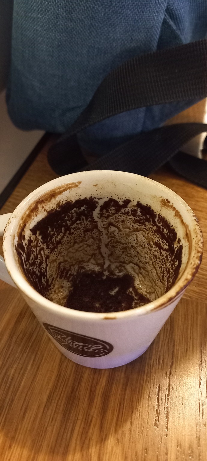 Ne cikmis kahve falima bakar misinz?