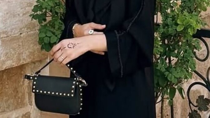 Her gün şöyle giyinen kızlar hakkında ne düşünüyorsunuz?