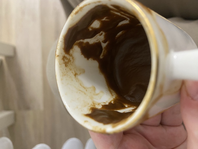 Falıma bakar mısınız rica etsem?