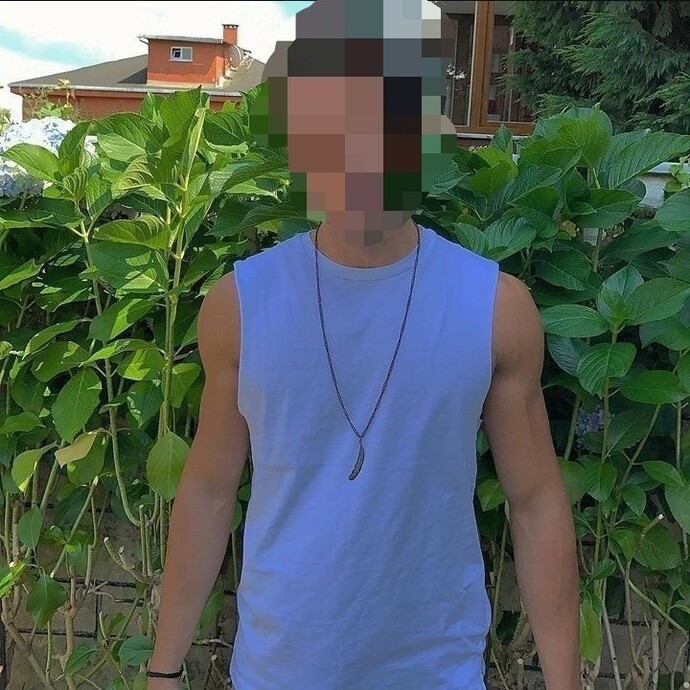 Kafes maçına ciksalar hangisi döver sizce?