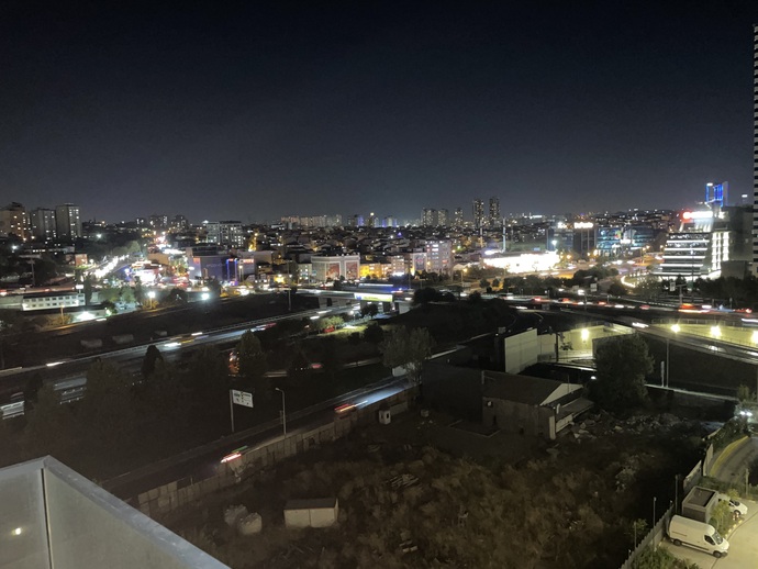 İstanbul paran yoksa gezilmeyecek bir yer midir?