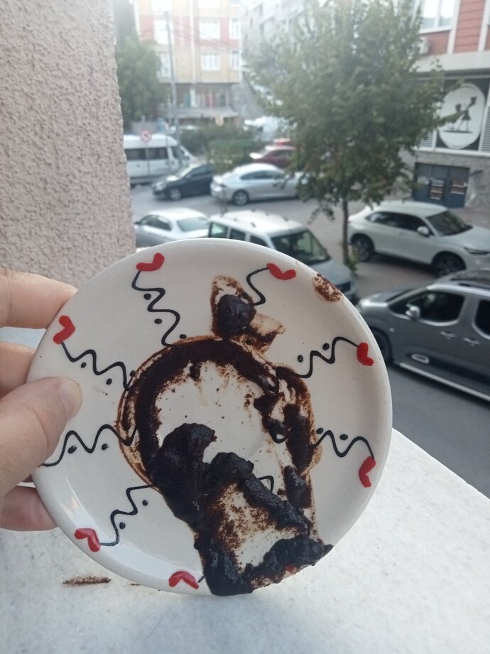 Yok mu söyle okkalı fal bakan?