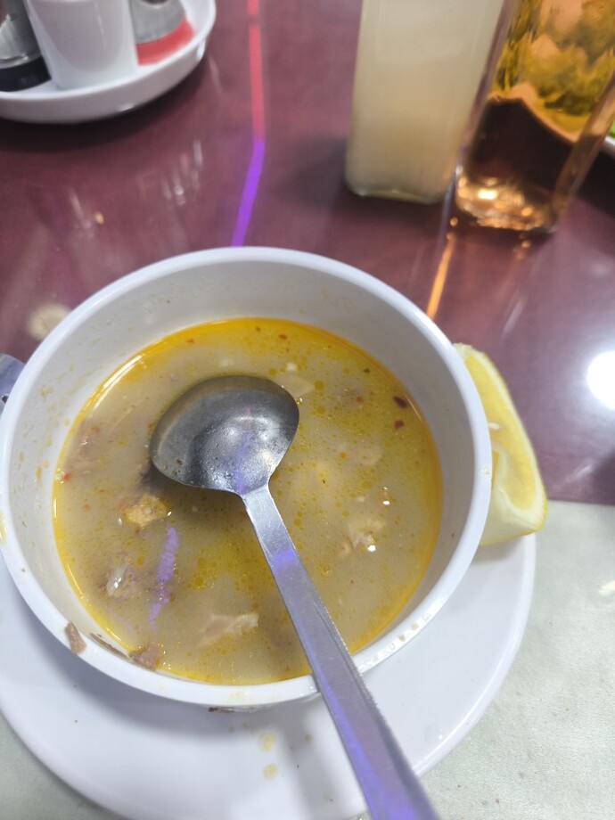 Kelle paça çorbasını gece mi içersiniz gündüz mü?