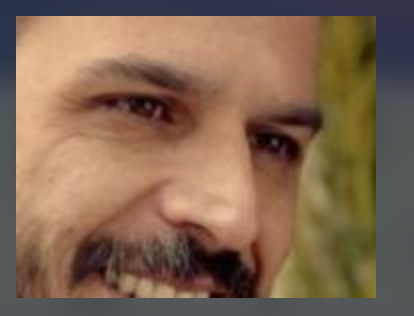 Üstteki fotoğraf alttaki Mehmet günsur un fotoğrafına ait değil mi?
