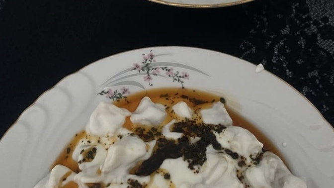Normal mantı mı seversiniz demleme mantı mı?