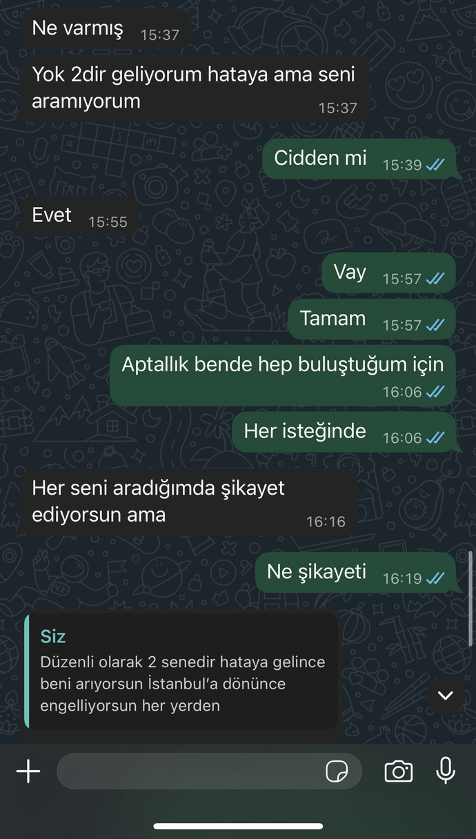 Sizce eski sevgilim vaz mi geçmiş?