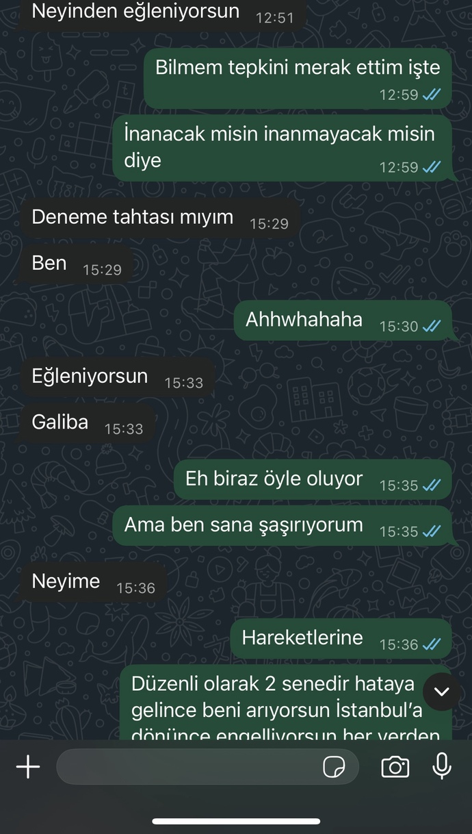 Sizce eski sevgilim vaz mi geçmiş?