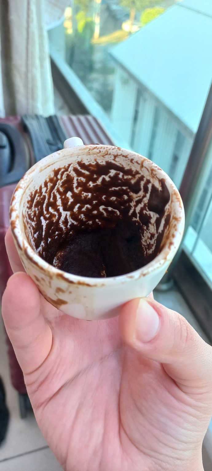 Hisleri olan kişiler falıma bakabilir mi? İyi şeyler var mı?