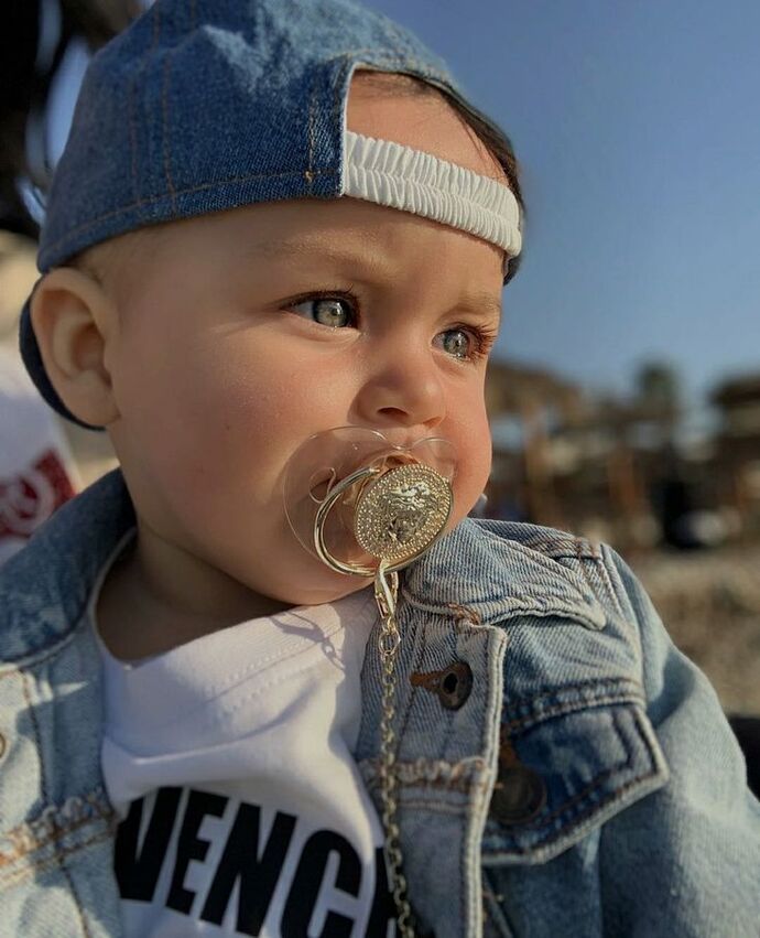 Emzik bebeklerde uykuya dalmayı kolaylaştırır mı?