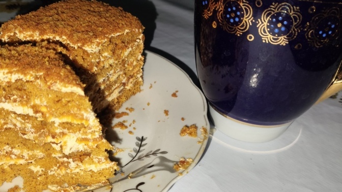 Diyetteyim akşamları fazla bişi yiyemiyorum küçük çay bardağımnan hafif tatlı mı aldım geldim 🤭bı afiyet olsun alırım 🤭?
