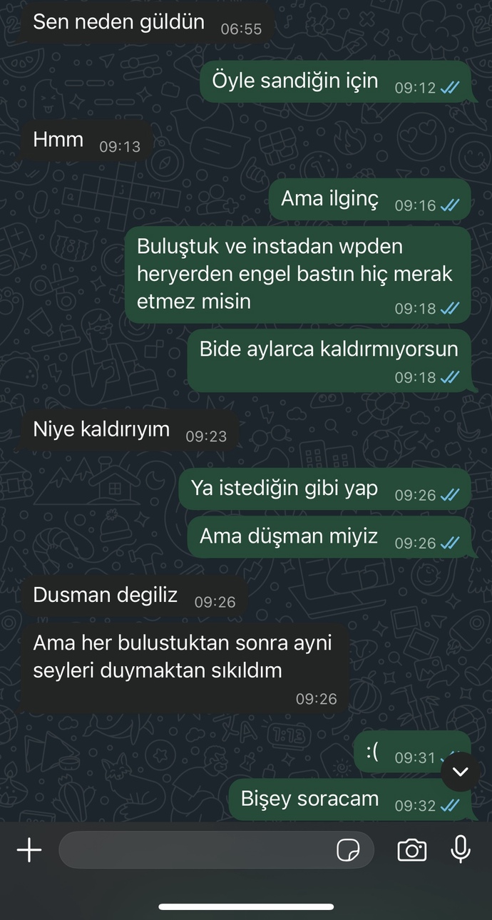 Sizce eski sevgilim duygusal bişey hissetmiyor mu?
